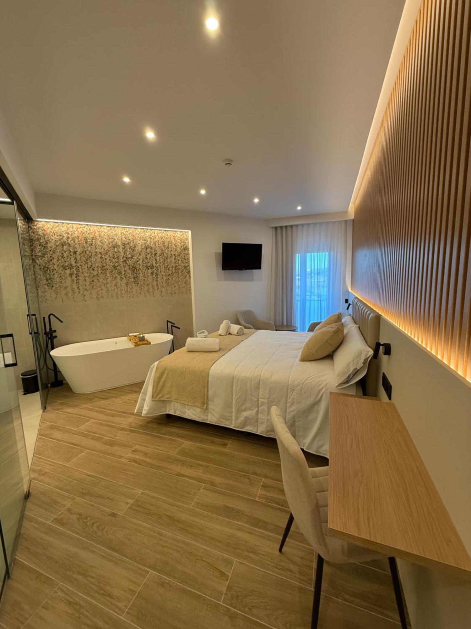 Hotel Siskets Torrente de Cinca Dış mekan fotoğraf